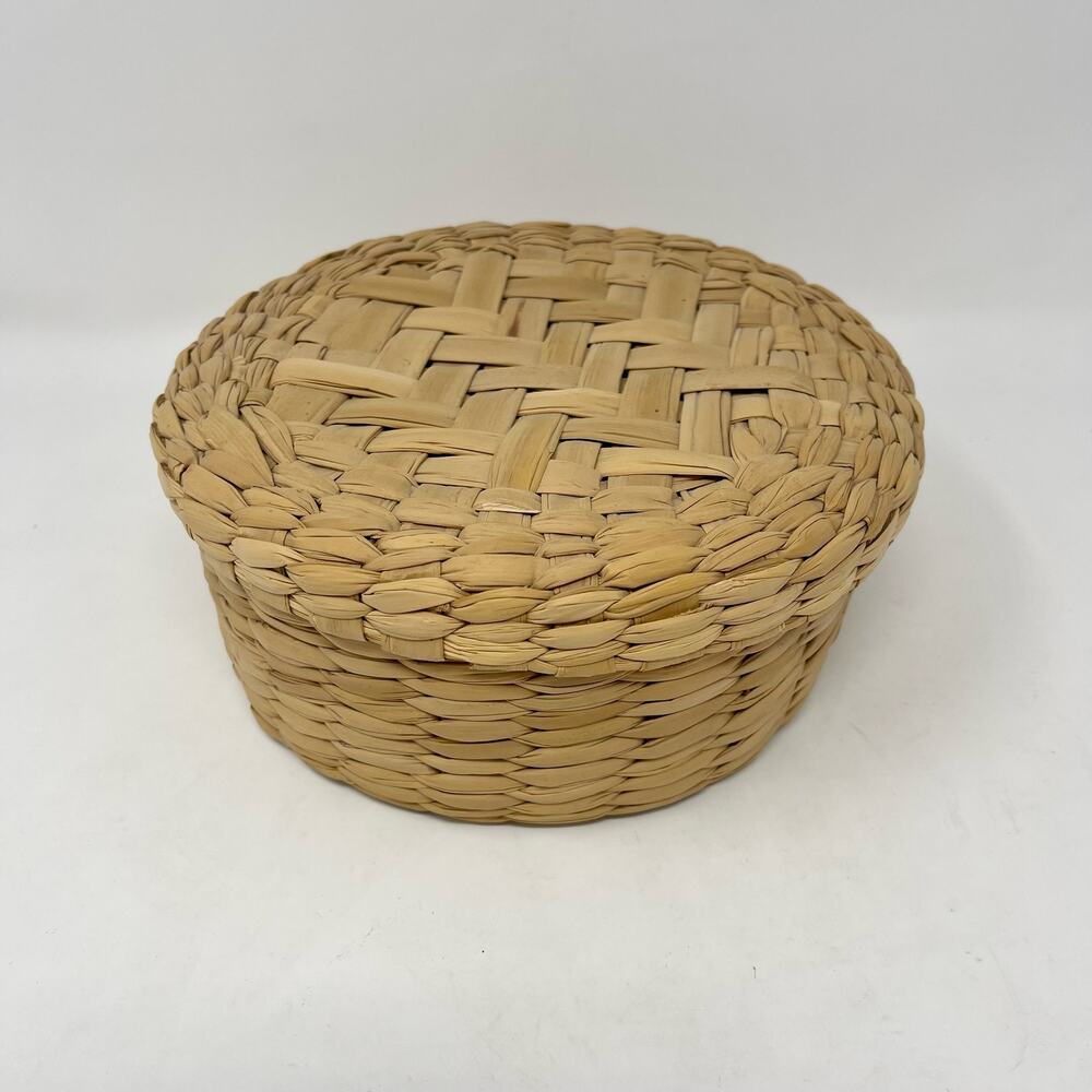 VTG Seagrass Sewing Basket Round Lidded‎ Cottagecore Home Decor Grannycore